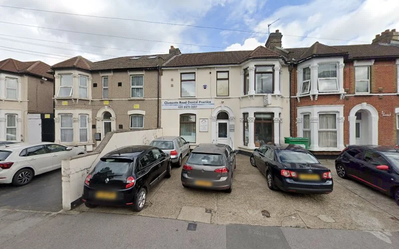 Clements Road Dental Practice - Dental clinic in Ilford