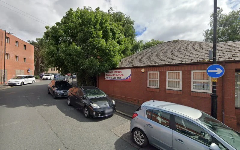 Russell Street Dental Practice - Dental clinic in Wednesbury