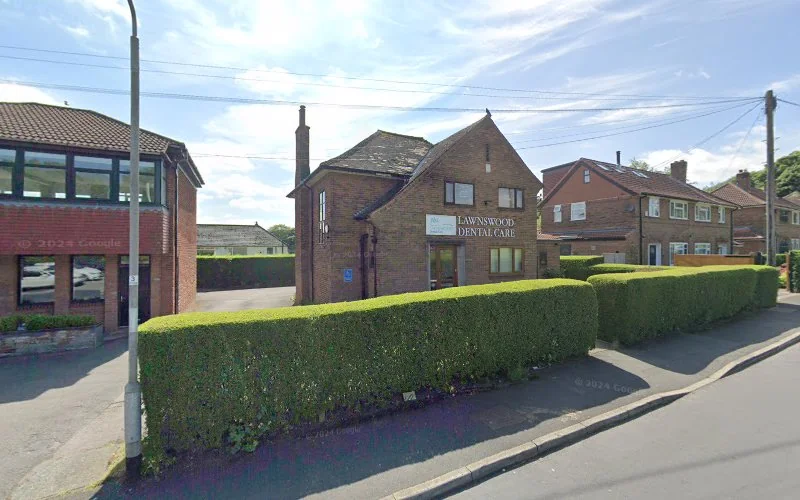 Smile Designs - Dental clinic in Leeds