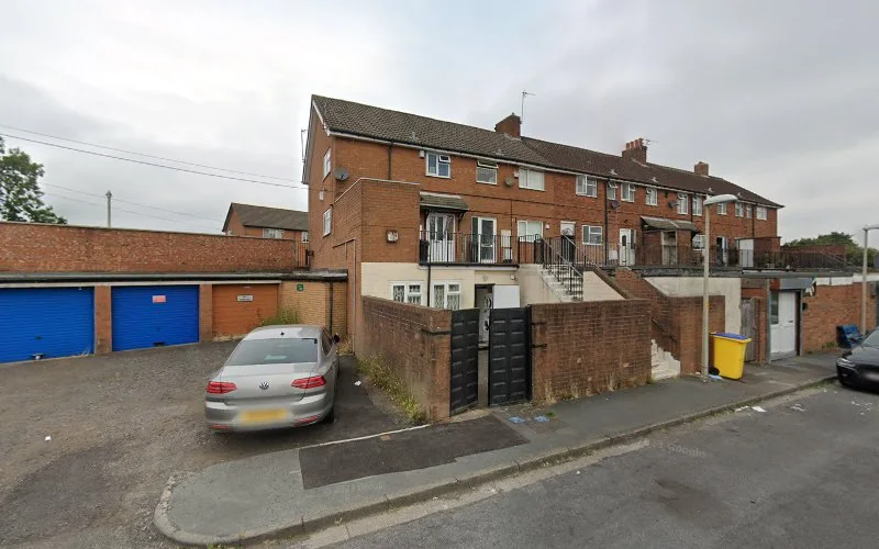 Bhandal Dental Surgery - Dental clinic in Dudley