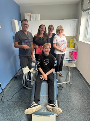 Share A Smile - Orthodontist In Essex - Orthodontist in Romford