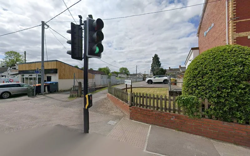 Dr Dariusz Kasperek - Dentist in Caldicot