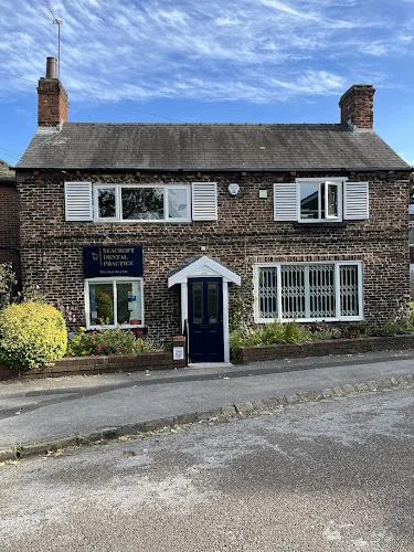 Seacroft Dental Practice - Dental clinic in Leeds