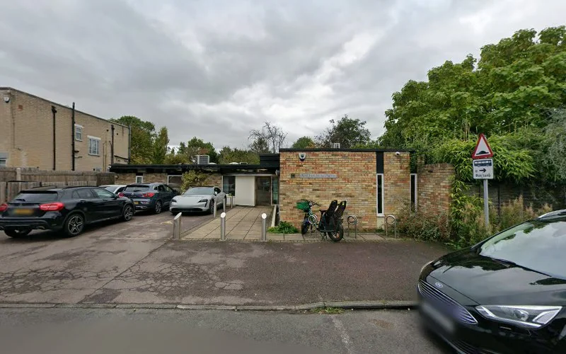 Dr S Nicholls - Hurst Park Dental Practice - Dental clinic in Cambridge