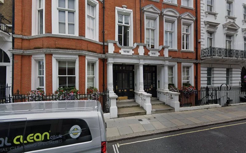 Yazdi Rostam Kamran Dr - Dental clinic in London