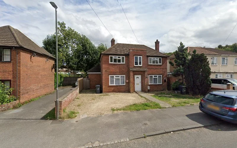 Dr Neil Nathwani - Sands House Dental Practice - Dental clinic in High Wycombe