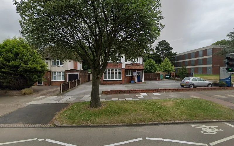 Hall P - Dental clinic in Birmingham