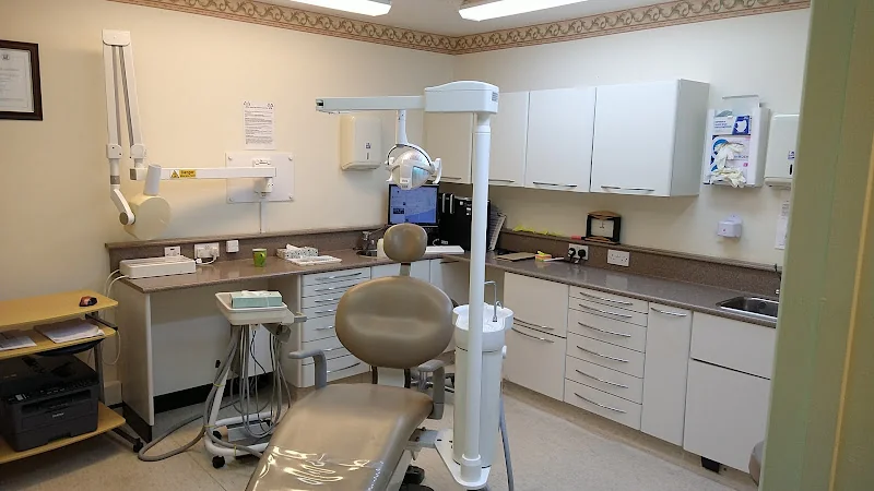 Clinic for Implant & Orthodontic Dentistry - Dentist in Worthing