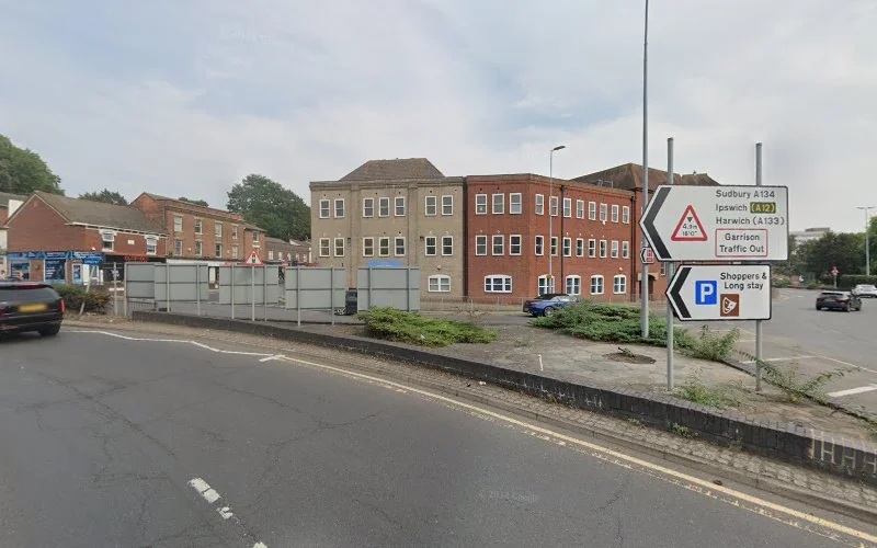 Alvandpour Arash - Dental clinic in Colchester