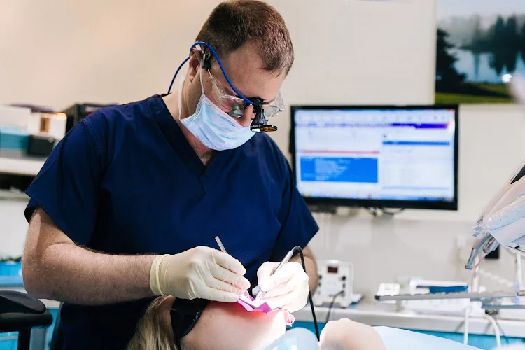 Dr Andrew McDonnell - Dentist in Reading