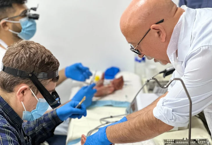 Esthetic Dental Academy - Dental school in Hornchurch