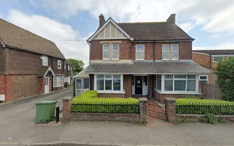 Aycliffe Dental Practice - Dental clinic in Tonbridge