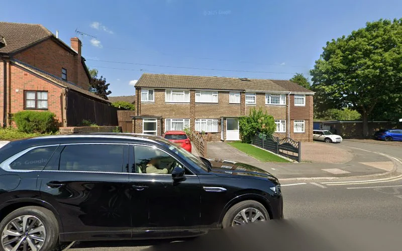 Hamilton Dr M C - Dental clinic in Slough