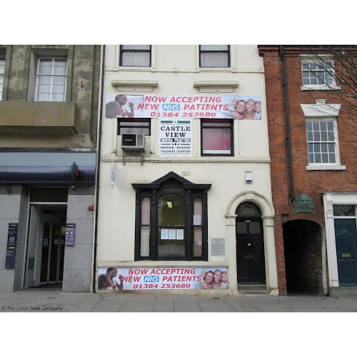 Castle View Dental Practice - Dental clinic in Dudley
