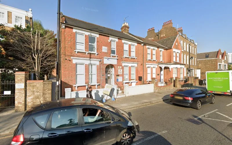 NHS & Private Dental Care - Dentist in London