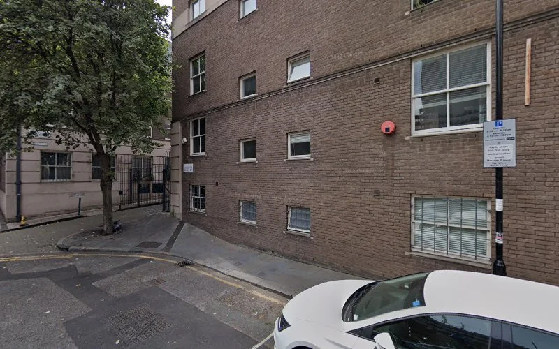 Rushdentist - Dentist in London