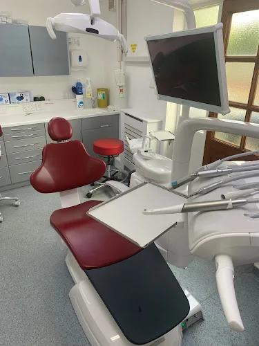 Chiswick Park Dental Practice - Dental clinic in London