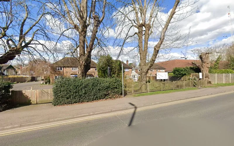 Dr J Nel - Dental clinic in West Byfleet