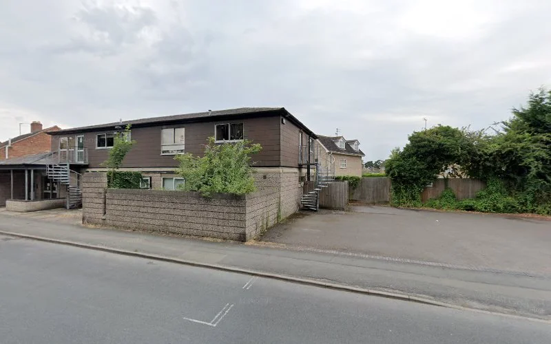 Dr F Wood - Dental clinic in Gloucester