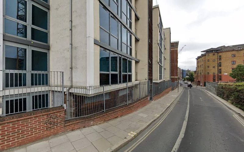 North london Hypnotherapist - Dentist in London