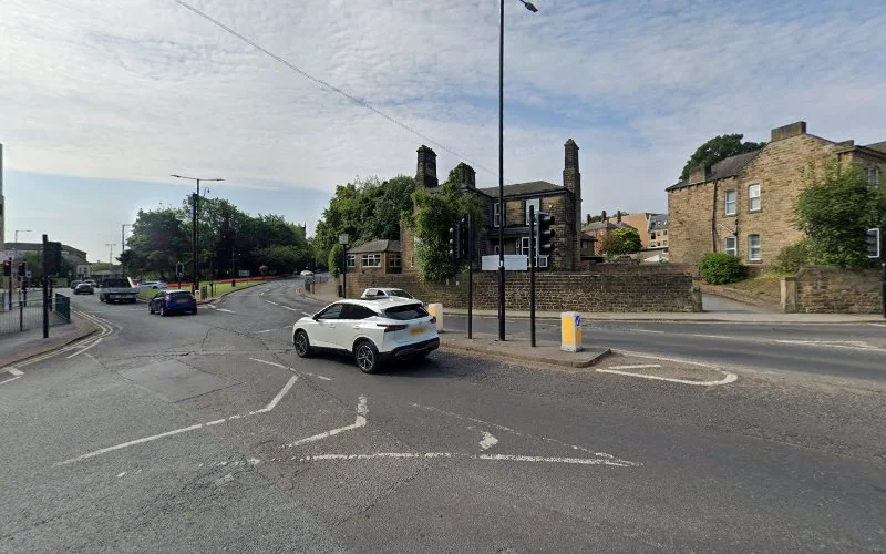 Graham-Thompson R - Dental clinic in Barnsley