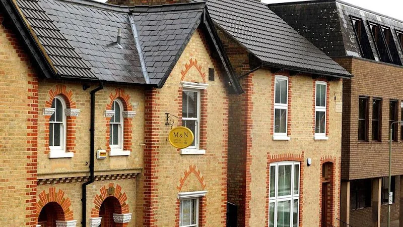 M & N Dental Practice - Dentist in Bedford