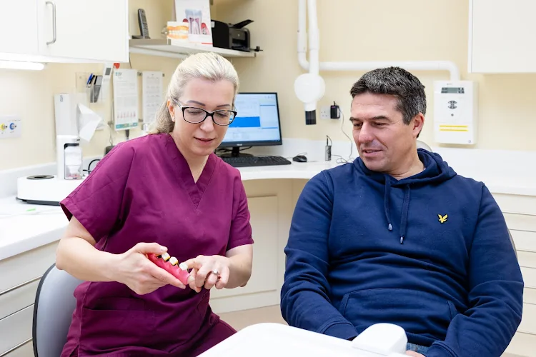 Wargrave Dental Clinic - Dental clinic in Reading