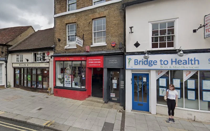 Hollis Dental Practice - Dental clinic in Uxbridge