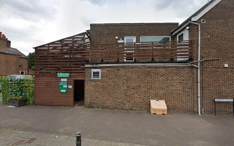 Evans Dr D - Dentist in Abbots Langley