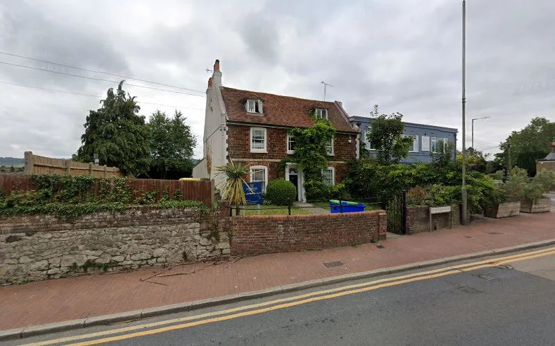 Morrison John - Dental clinic in Sevenoaks