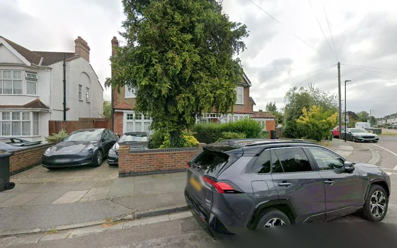 Argyros Dr O - Dental clinic in Enfield