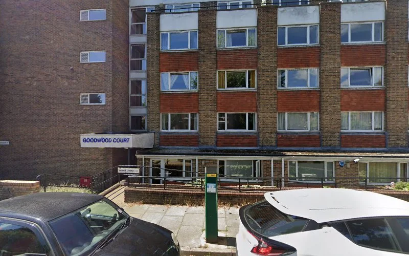 Goodwood Court Dental Surgery - Dental clinic in Hove