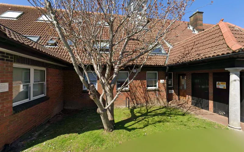 Walker J M - Dental clinic in Bournemouth