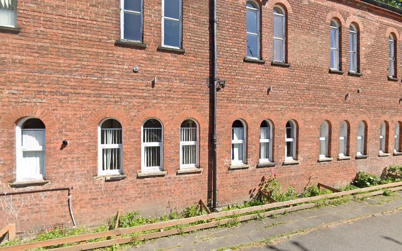 Twinkle Teeth Limited - Dental clinic in Hull