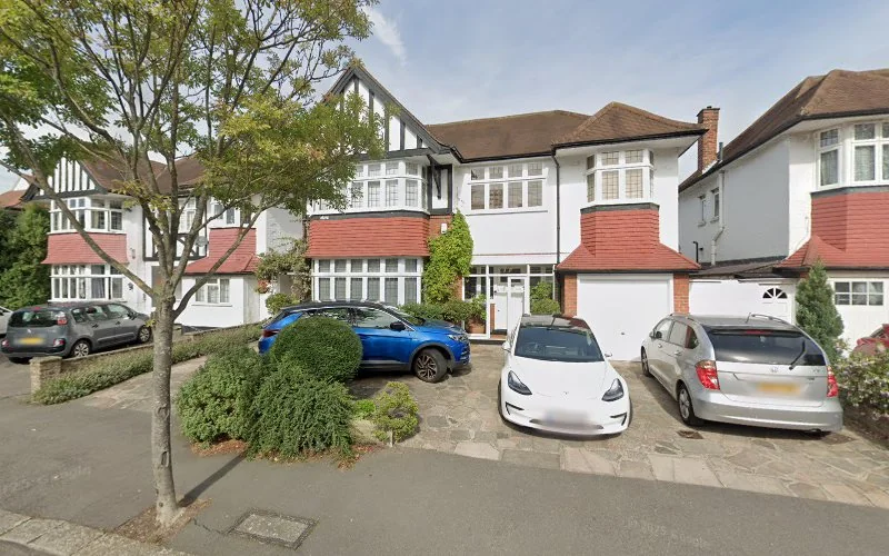 P A Harris Bds Dental Surgery - Dentist in London