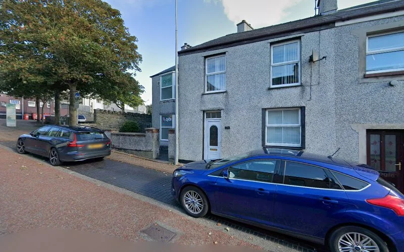 Iolo Jones & Associates - Dentist in Holyhead