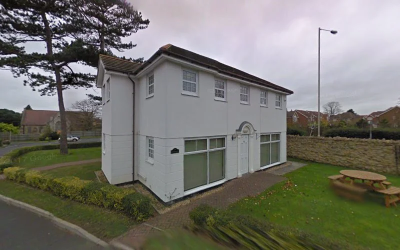 NES dental - Dental clinic in Aylesbury