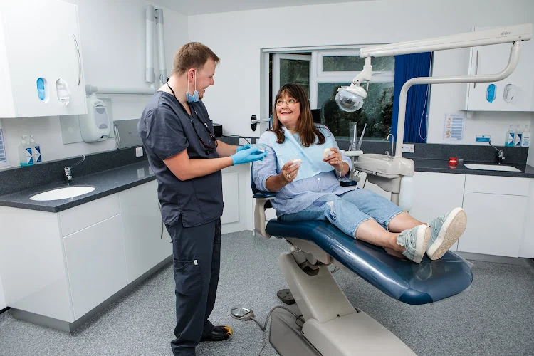 Jones Dental & Implant Clinic - Dentist in Rugby