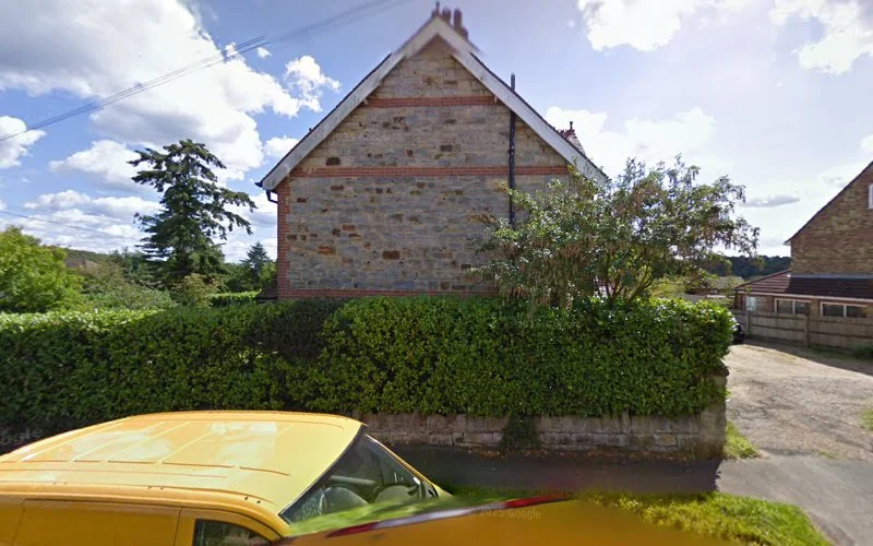 Chan V - Dental clinic in Crowborough