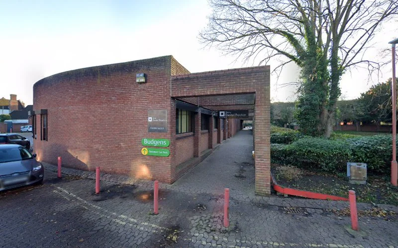 Dr Rupen Patel - Stony Dental Practice - Dental clinic in Milton Keynes