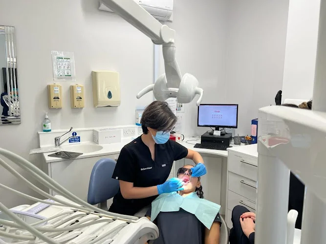 Clinic 43 Dental And Implant Centre