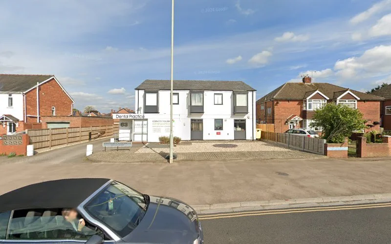 Roseville House Dental Practice - Dental clinic in Gloucester