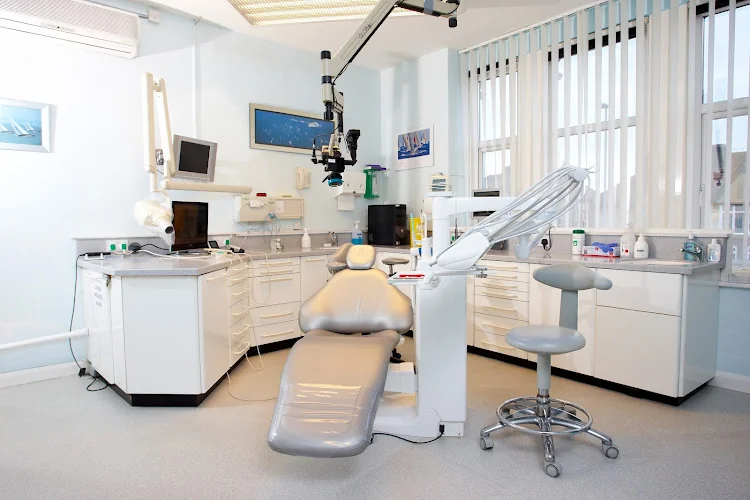 Specialist Endodontic Centre - Endodontist in Southsea