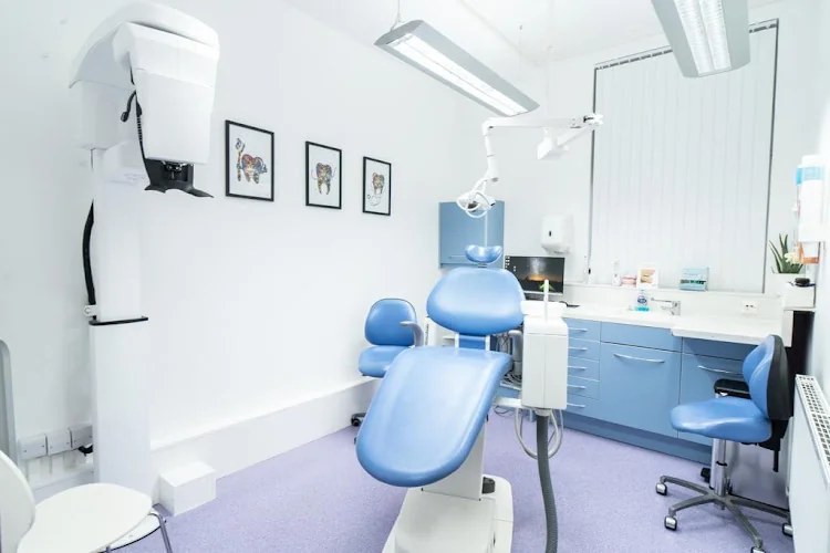 Easy Dental - Dentist in Liverpool