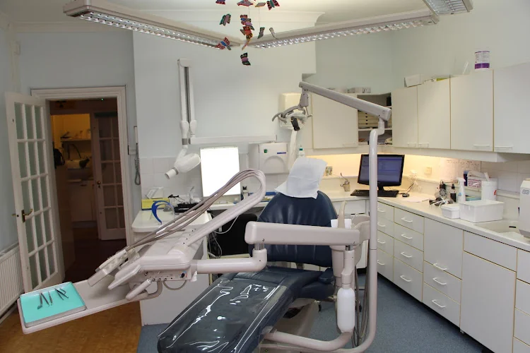 Park Road Dental Centre - Dental clinic in Teddington
