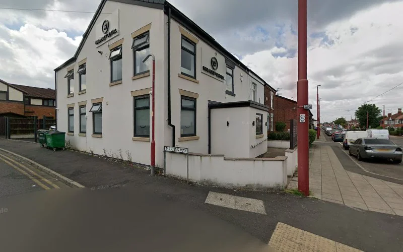 Broadbent D I - Dental clinic in Manchester