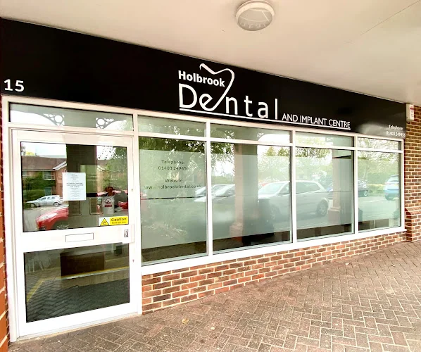 Holbrook Dental and Implant Centre - Dental clinic in Horsham