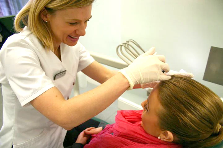 Dr Melanie Edwards @ West Parade Dental Care - Cosmetic dentist in Lincoln