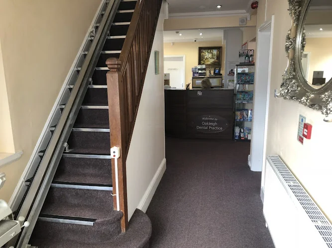 DENTIST Oakleigh Dental Practice & Implant Centre - Dental clinic in Halesowen