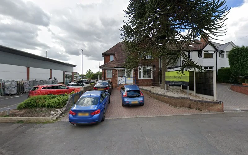 Hayre Miss N - Dental clinic in Halesowen